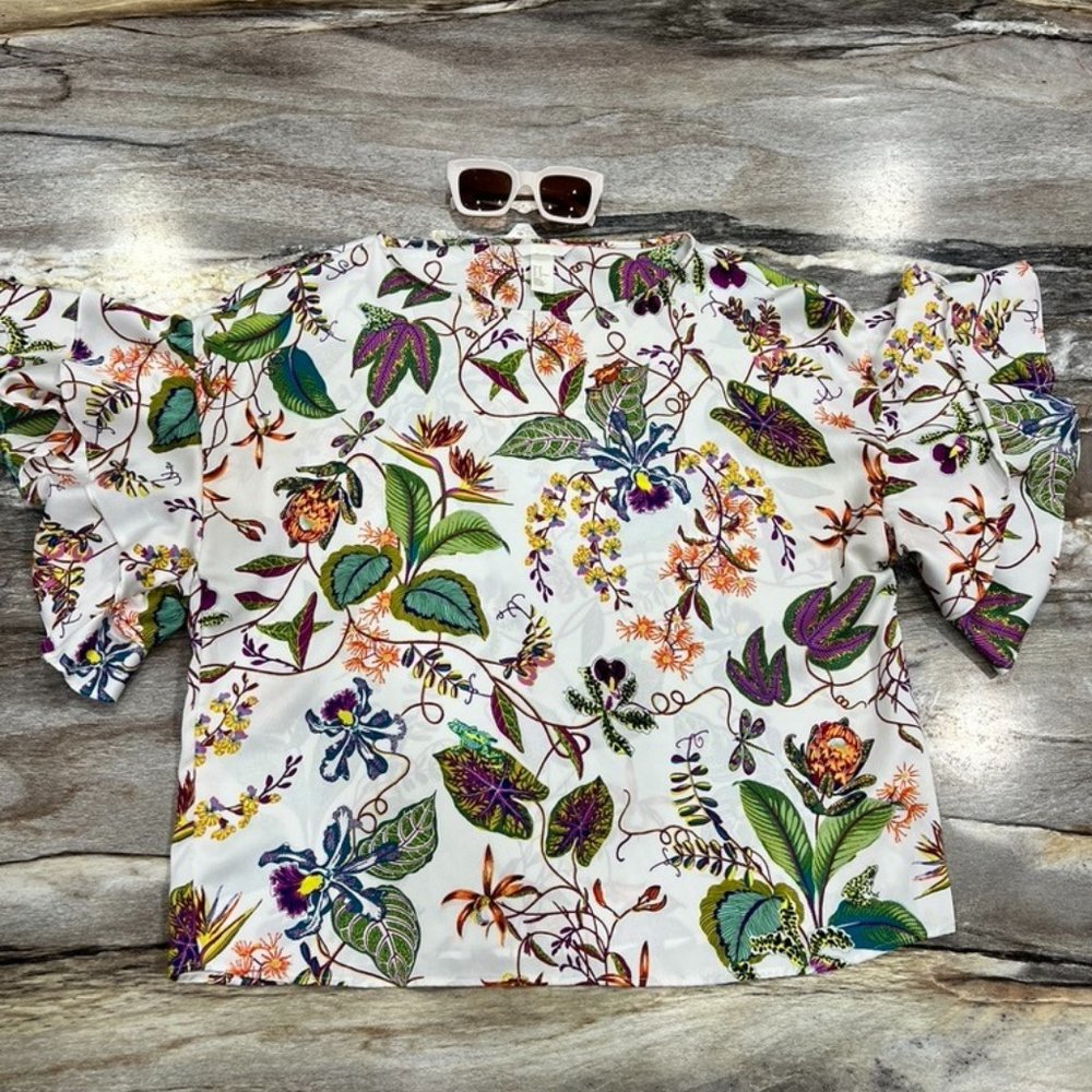 H&M Tropical Orchids Foliage and Frogs Cropped Dolman Ruffle Sleeve Blouse
